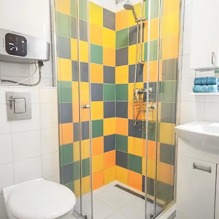 Nyaralo 希欧福克