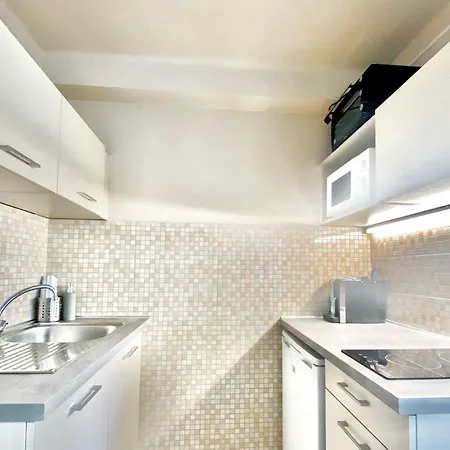 Nyaralo * 希欧福克